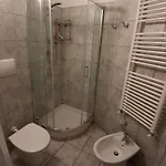 شقة 5 Mehari