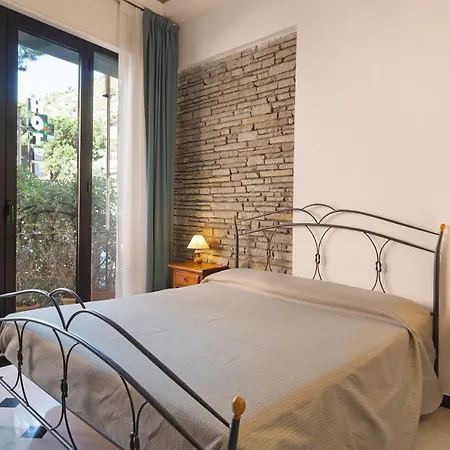 5 Mehari Apartment *