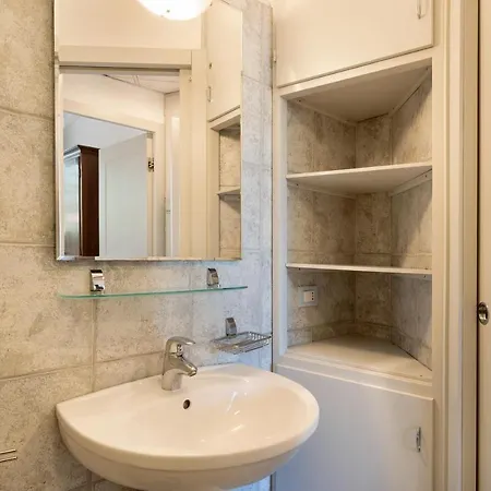 Apartment 5 Mehari Varigotti