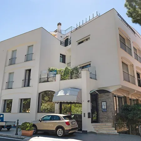 5 Mehari Apartment *