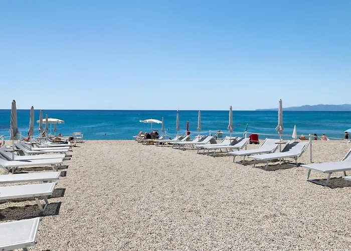 5 Mehari * Varigotti